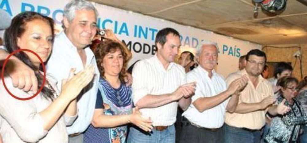 El comunismo acabado en el mundo es "abrazado" por R�os y Camau en la legislatura 