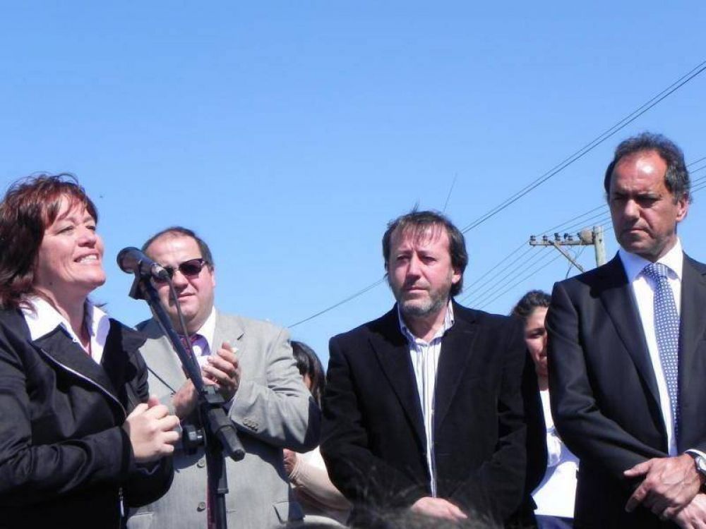 Blaquier se visti� de fiesta para recibir al gobernador Daniel Scioli