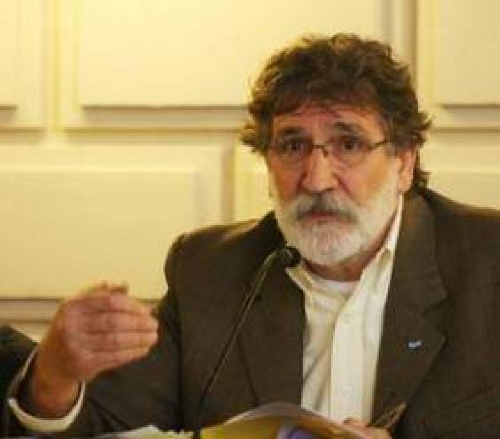 Denuncian que se siguen publicitando servicios sexuales en Santa Fe