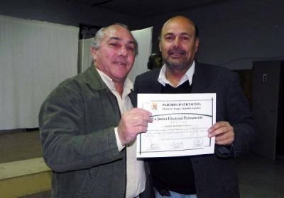 Jorge Tebes encabez� entrega de certificados a los candidatos del PJ