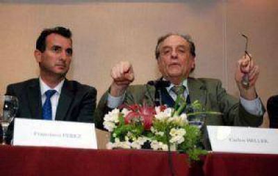 P�rez volvi� de EEUU y se molest� por una pregunta 