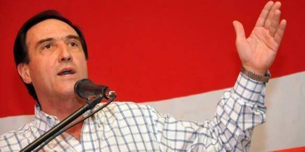 Iglesias asegura que con Kirchner fueron buenos "colegas" y evita criticar a CFK