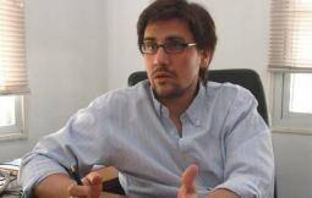 El Ejecutivo sali� a defender su actual pol�tica salarial y laboral