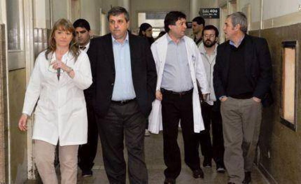 Cheppi recorri� el HIGA y dialog� con el personal