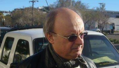 Son los grupos econ�micos los que quieren enfrentar al Valle con Comodoro