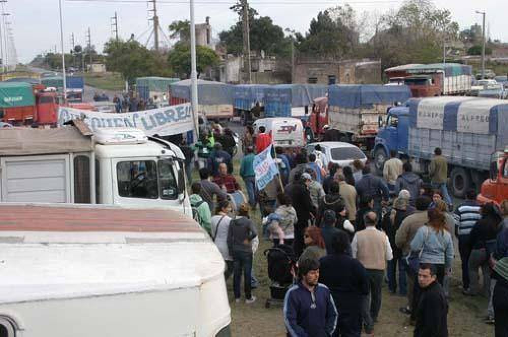 Autonomistas ratificaron la protesta