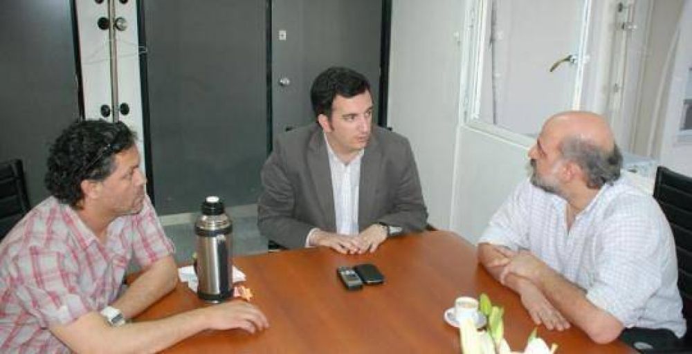 Aplican el 82% movil para docentes retirados del Decreto 7