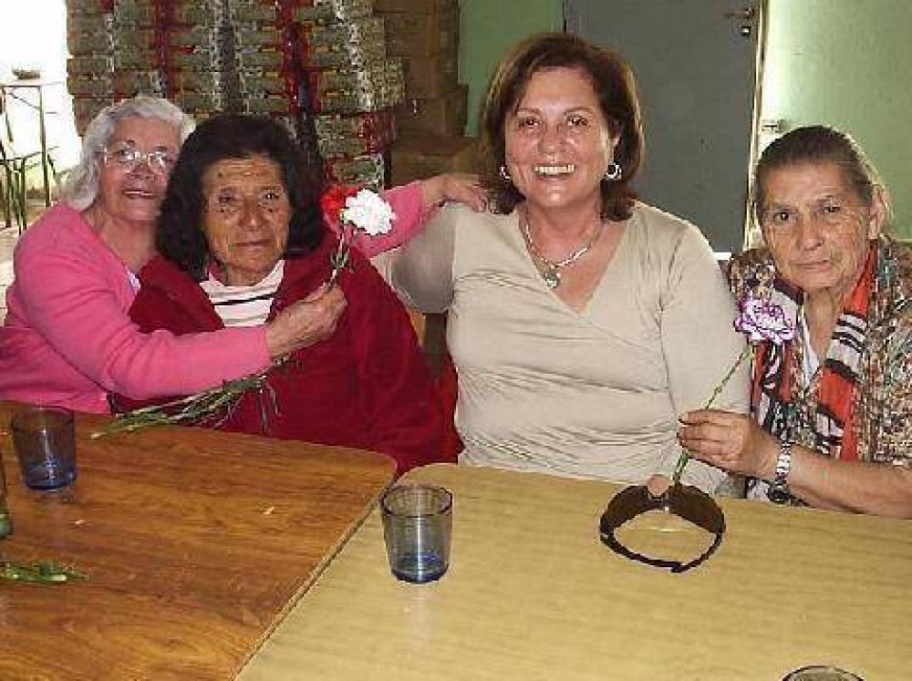 Mar�a In�s Fern�ndez enumer� sus propuestas para los jubilados