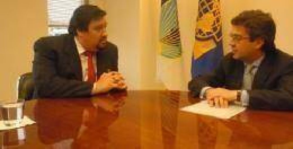 Closs se reuni� con el presidente del BID