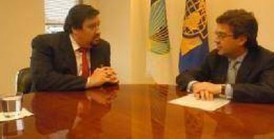 Closs se reuni� con el presidente del BID