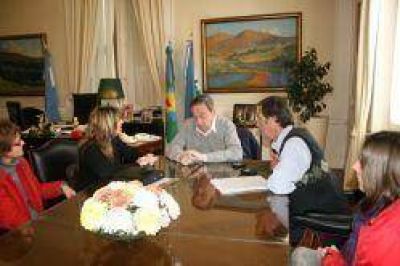 Docentes por la Vivienda iniciar�n la segunda etapa del proceso de subdivisi�n y loteo del terreno en Movediza 
