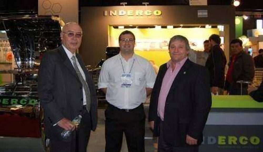 Gorosito visit� la feria de miel "APIAMONDA"