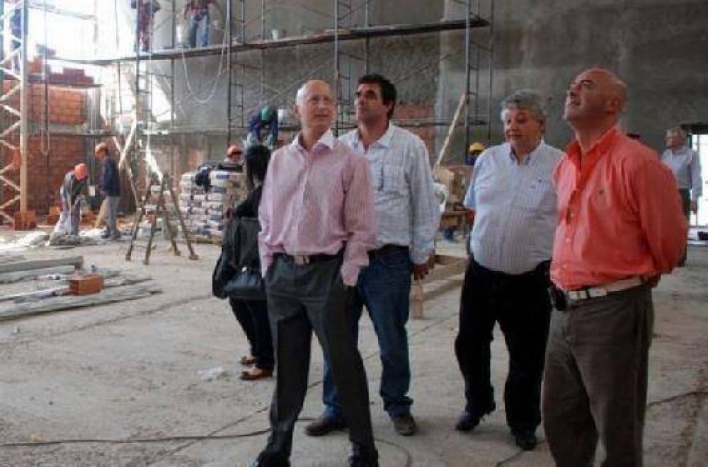 Avanza la creaci�n del primer Teatro Municipal de Lomas