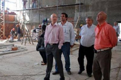 Avanza la creaci�n del primer Teatro Municipal de Lomas