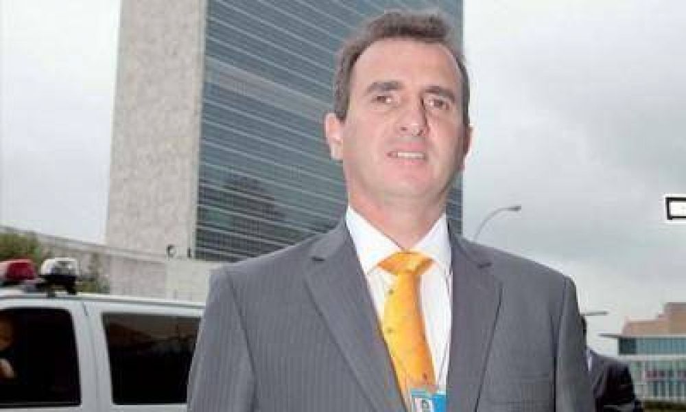 Francisco P�rez estuvo inspeccionando el recorrido del Metrotranv�a