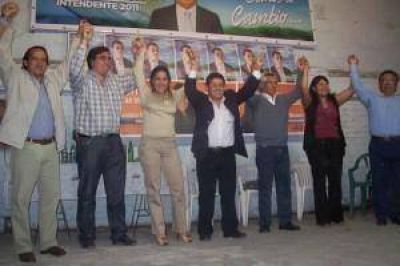 Perico: Walter Cardozo, del FPJ, lanz� su candidatura a intendente