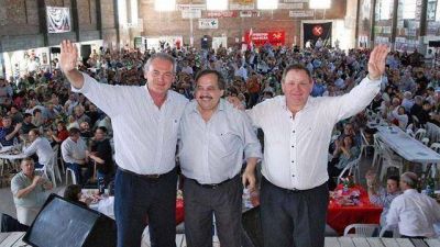 Alfons�n hizo campa�a con Benedetti en Cerrito