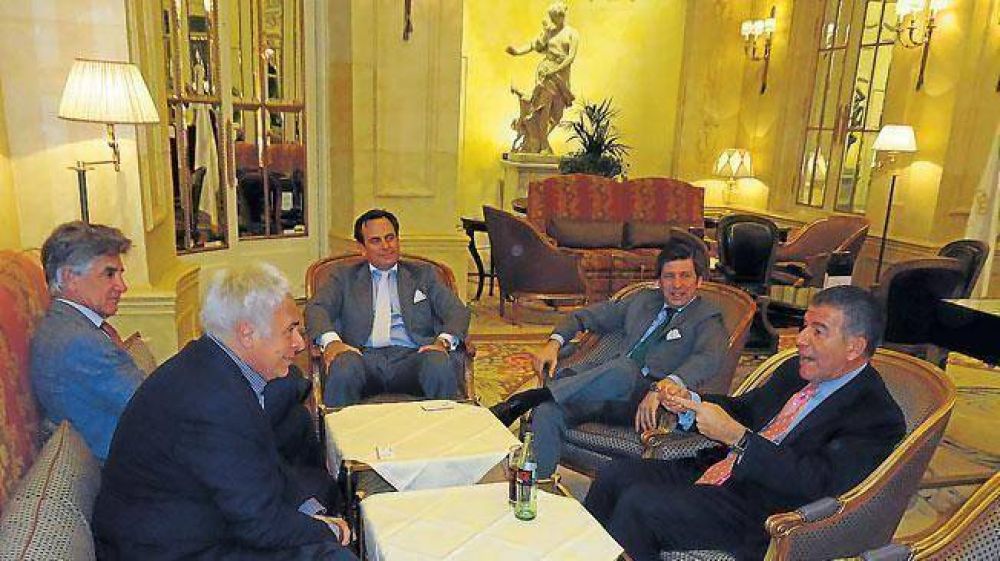 De la Sota sali� en busca de inversiones e intenta asegurar el vuelo a Madrid