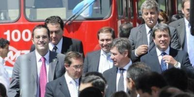 Cristina en Mendoza y los que se quedaron abajo del tren 