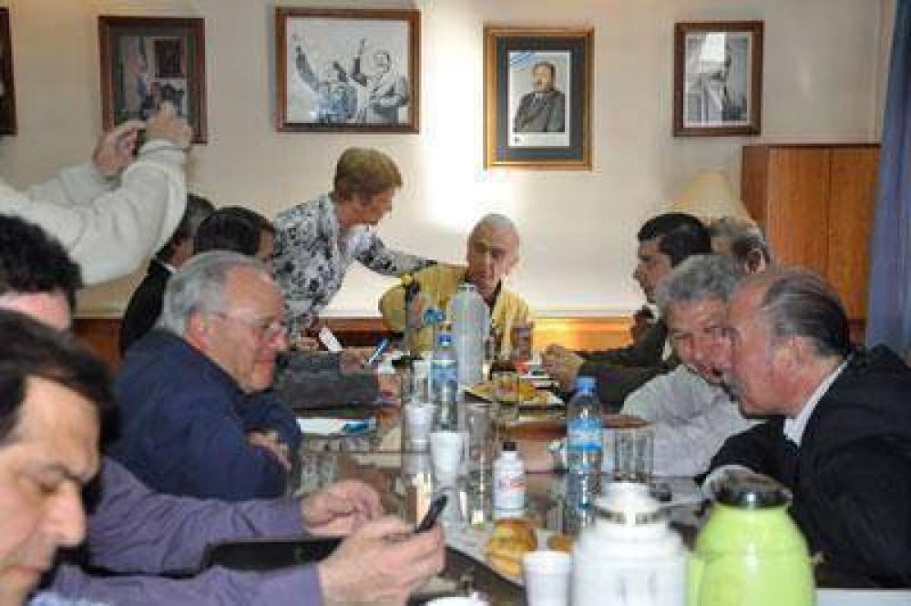 El PJ organiza la campa�a
