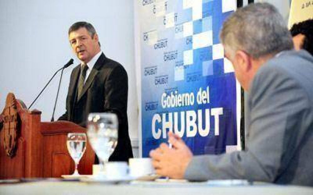 Garitano admiti� que el pasivo ambiental es �un tema a resolver�