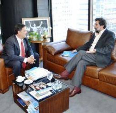 Con m�s planes sociales, Naci�n respalda la gesti�n Quintela 