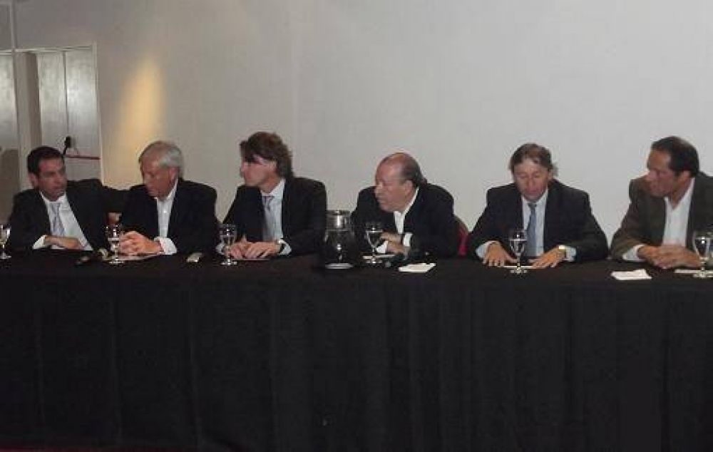 Nicol�s Scioli y Osvaldo Amieiro presentaron facilidades financieras