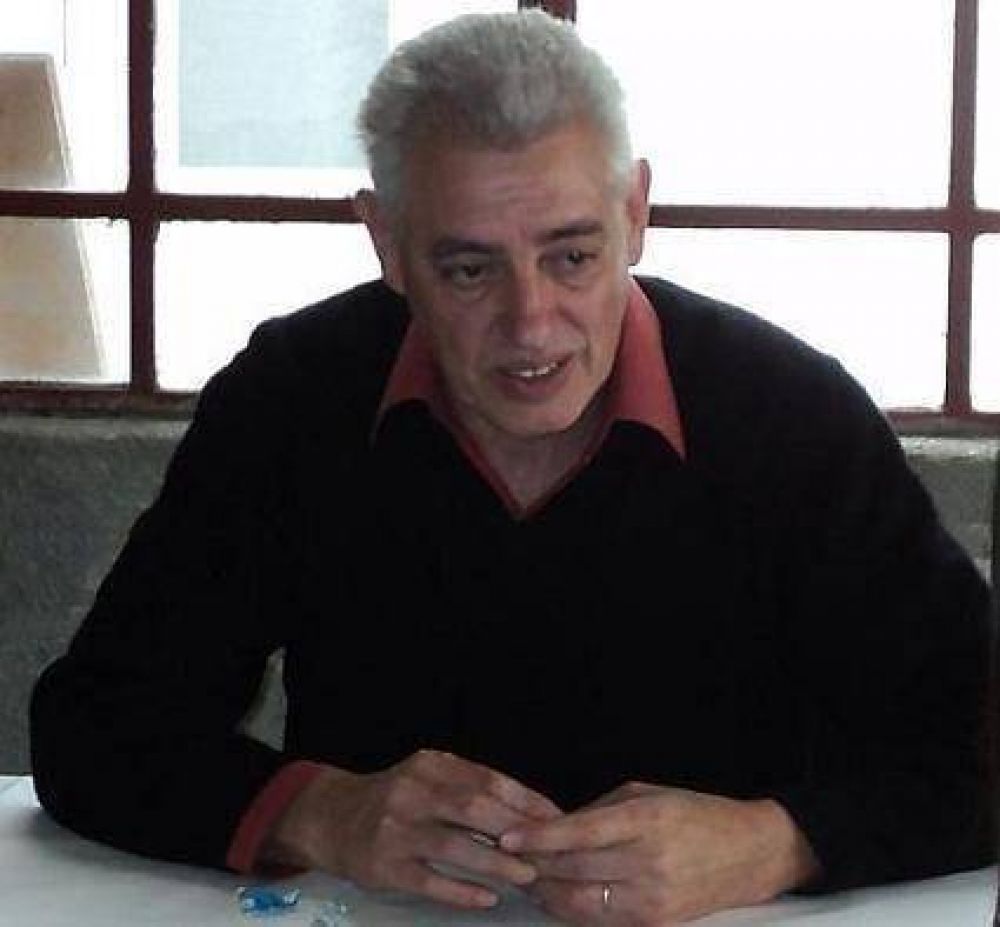 LISANDRO MART�NEZ: �LA IZQUIERDA ES LA �NICA OPOSICI�N REAL�