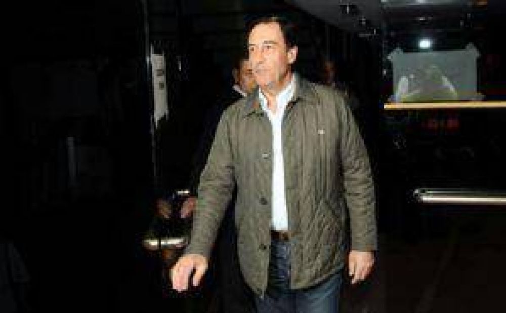 Iglesias se despega m�s y no llevar� a Alfons�n en su boleta  