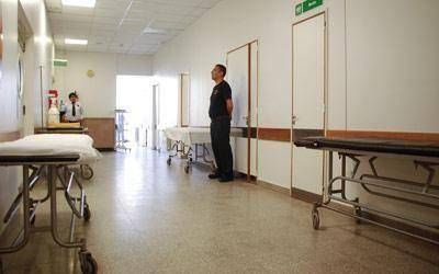 En el Concejo reclaman soluciones para el conflicto con los cirujanos
