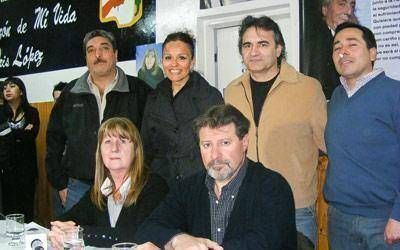 Iris L�pez present� listas de concejales que apoyan su candidatura a intendente