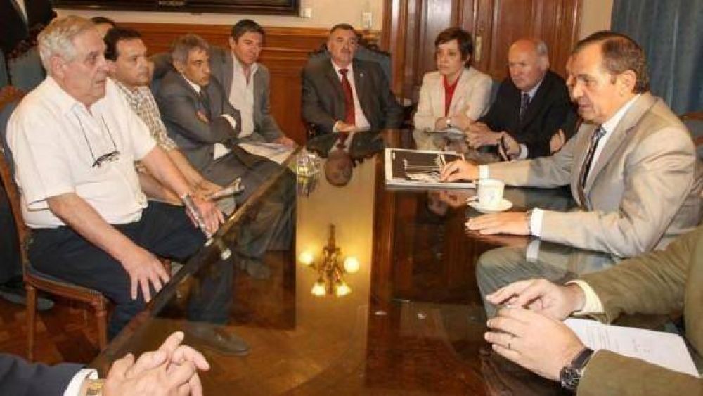 Alperovich: �La ciudad est� muy sucia, es una inmundicia�
