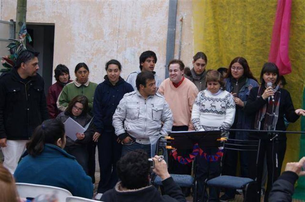 LUJ�N - CIERRE DE LOS TALLERES INTEGRADOS DE M�SICA Y ARTES PL�STICAS