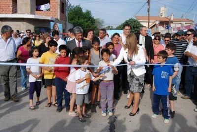 Fueron inauguradas 36 cuadras pavimentadas en San Luis capital