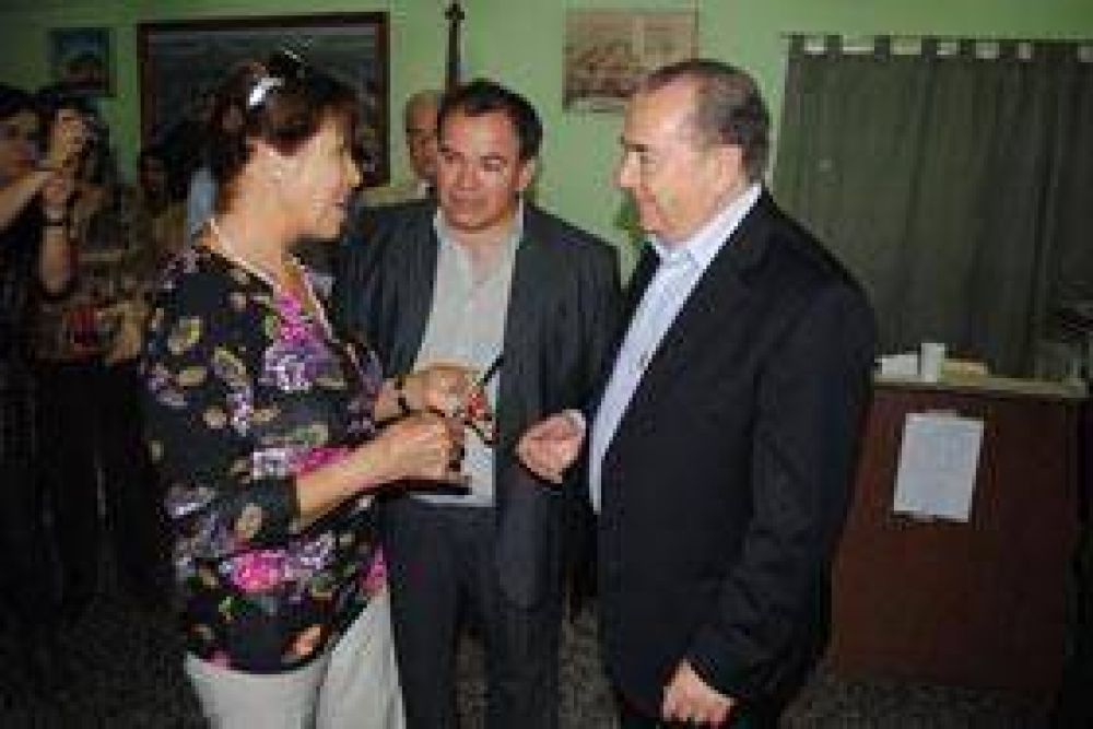 Jorge anunci� la construcci�n de un Establecimiento Asistencial