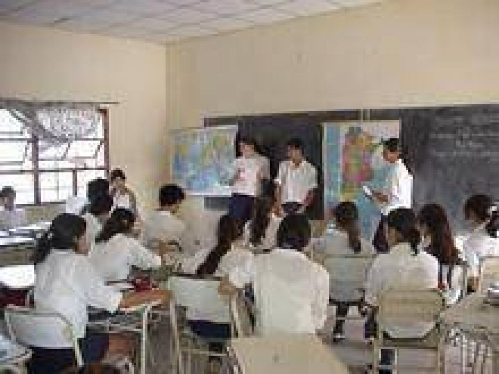 Docentes, indignados por una orden que prohibe aplazar a los alumnos