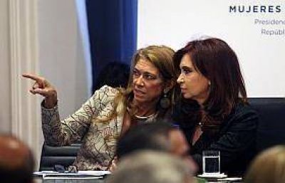 Cristina presenta el plan industrial 2020 en Santa Fe