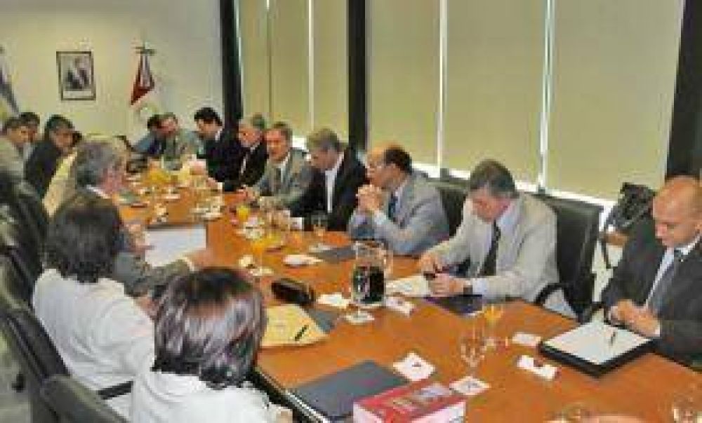 El gobernador no dar� nada m�s y el SEP se pint� la cara 
