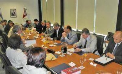 El gobernador no dar� nada m�s y el SEP se pint� la cara 