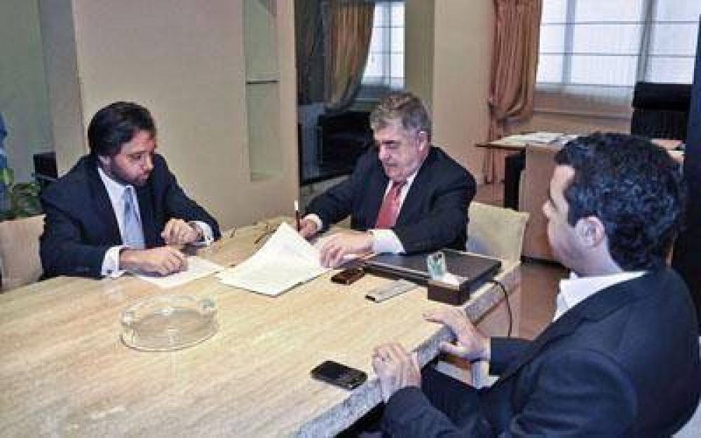 Provincia cedi� un predio para Migraciones en Comodoro