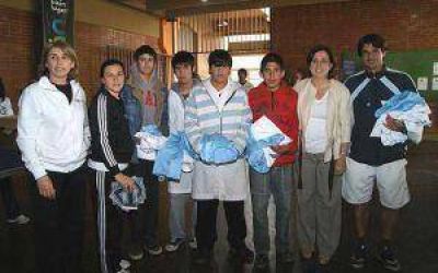La intendenta entreg� ropa deportiva a la delegaci�n de los �juegos BA 2011�
