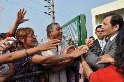 "Es imposible pensar en el futuro si no vamos mejorando los servicios esenciales