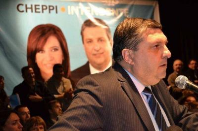 Cheppi anunci� �darle batalla� a La Capital y la compar� con Clar�n