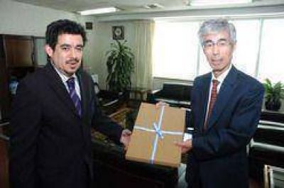  El Ministro de la Producci�n bonaerense se reuni� con el embajador japon�s por la situaci�n de Honda y otras inversiones