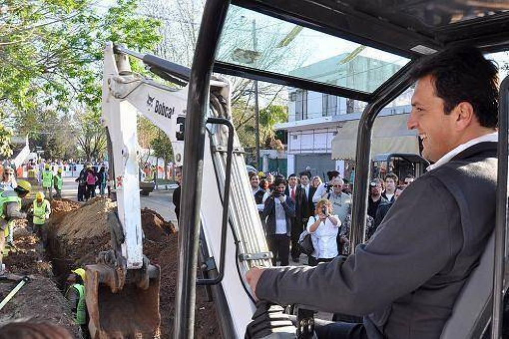 Massa dio inicio a las obras de cloacas para General Pacheco