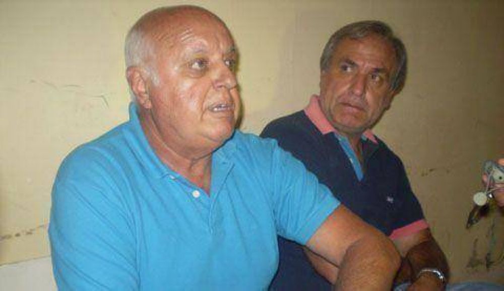  Bani cuestion� a funcionarios por trabas en una presentaci�n