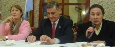 Stolbizer y Ceballos remontar�n barriletes en la Plaza Echeverry