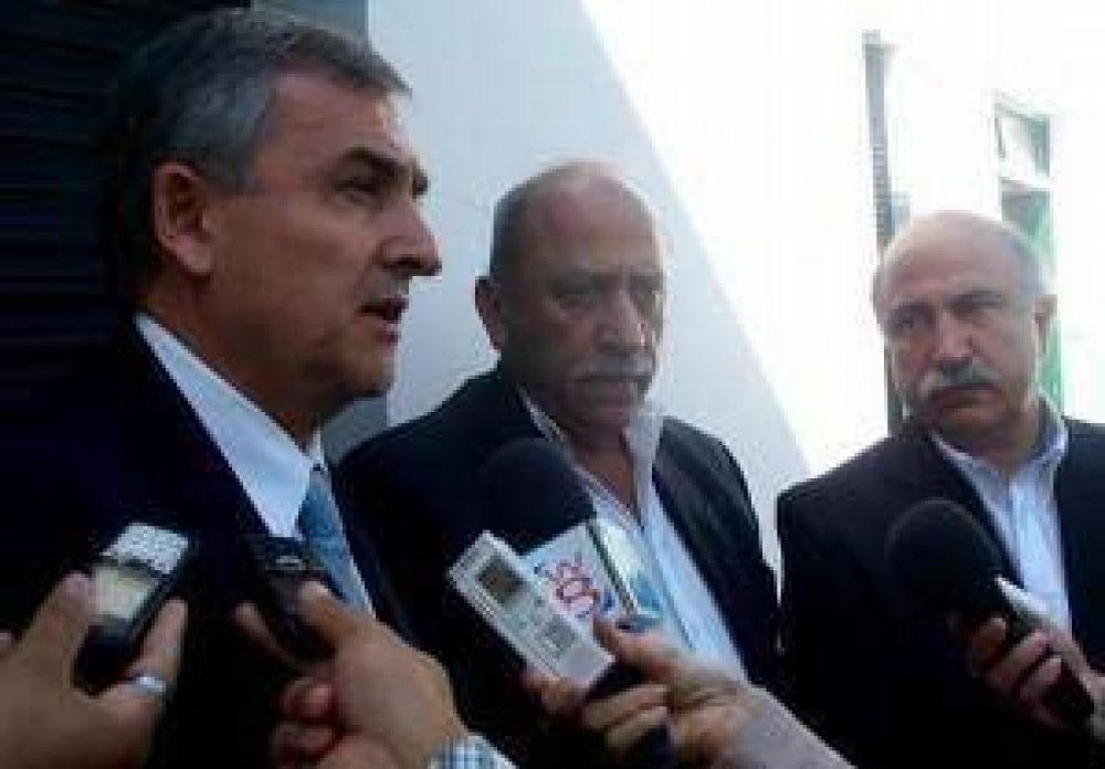 Emergencia Habitacional: Para Morales �El proyecto ha servido para movilizar a funcionarios nacionales�