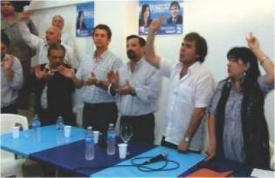 Nuevo local pol�tico del Frente para la Victoria en Ober�
