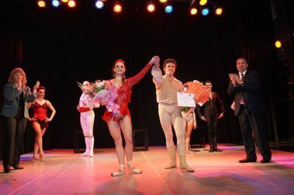 LUJ�N - MAXIMILIANO GUERRA PRESENT� LA OBRA �CARMEN� EN EL TRINIDAD GUEVARA